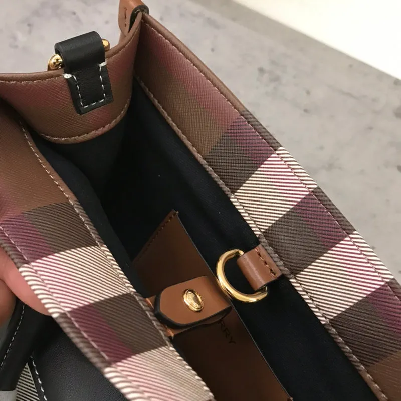 Burberry Bags - BG Bags - 901