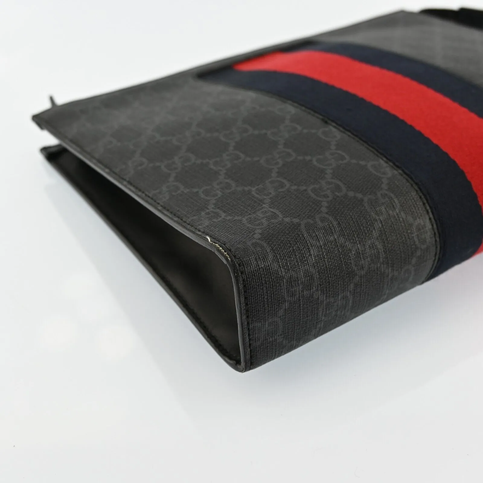 Gucci Gg Supreme Webbing Line Clutch Bag