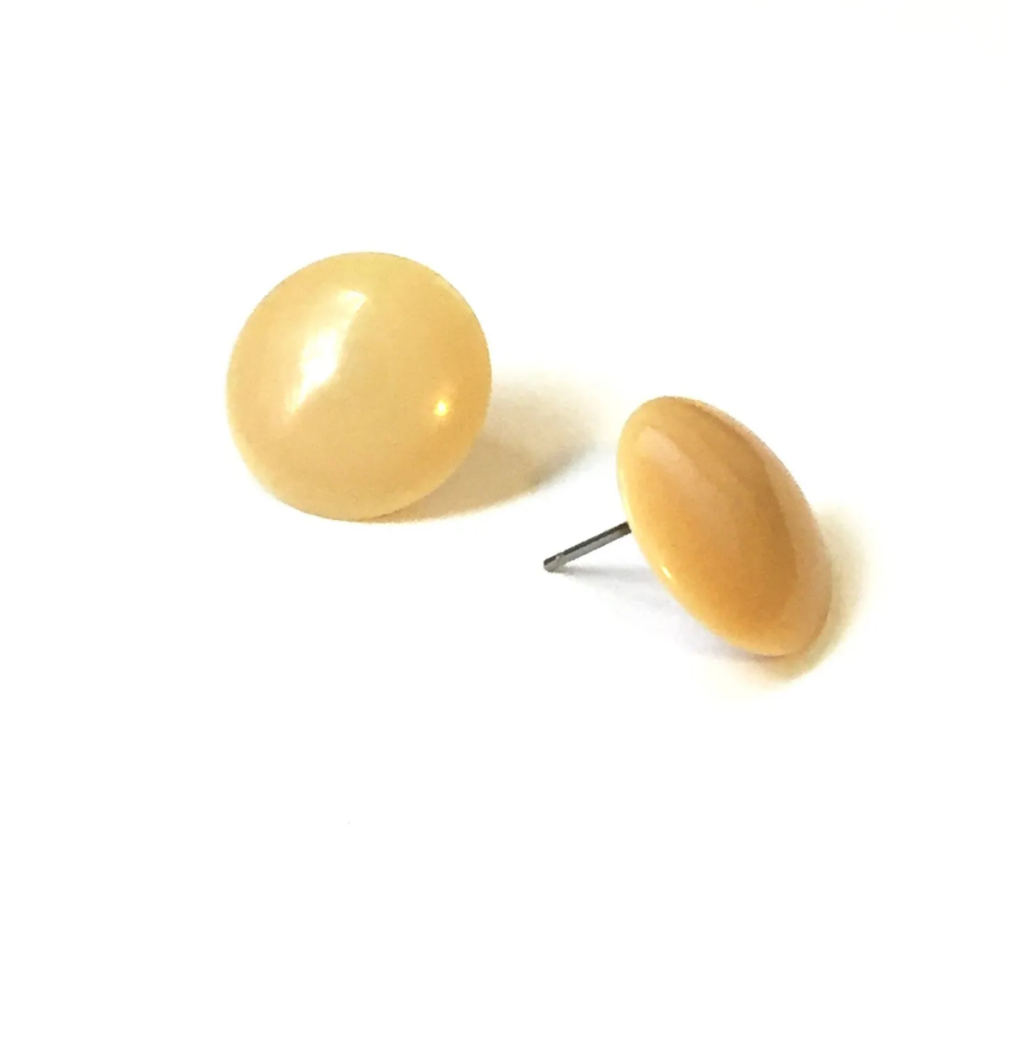 Khaki Beige Vintage Lucite Disc Stud Earrings