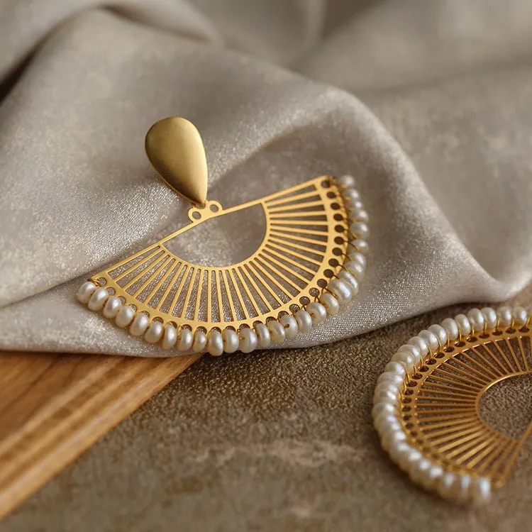 Vintage Frosted Gold Braided Pearl Fan Earrings